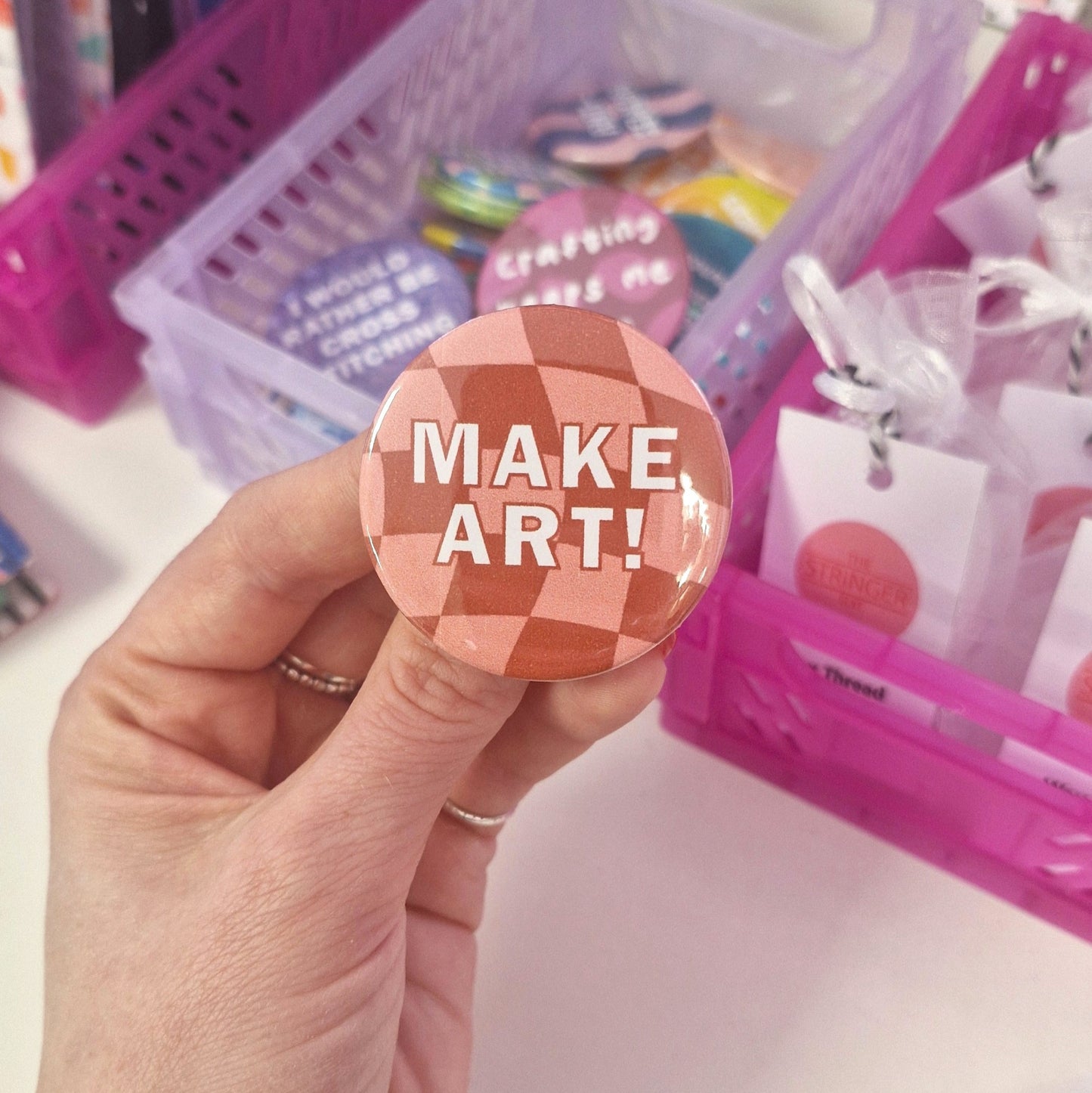 Badge- "make art"
