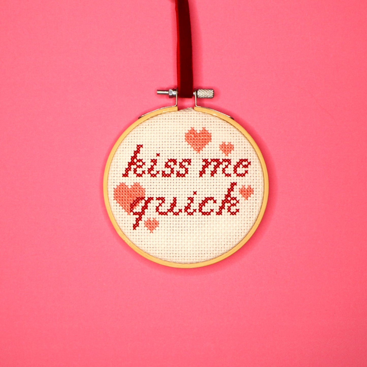 Kiss Me Quick Cross Stitch Pattern