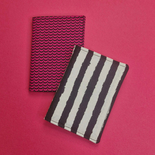 Striped Print Needle Case